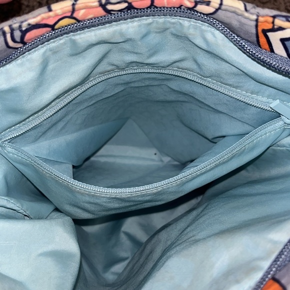 Vera Bradley Hipster Crossbody Purse/Bag - Picture 5 of 7